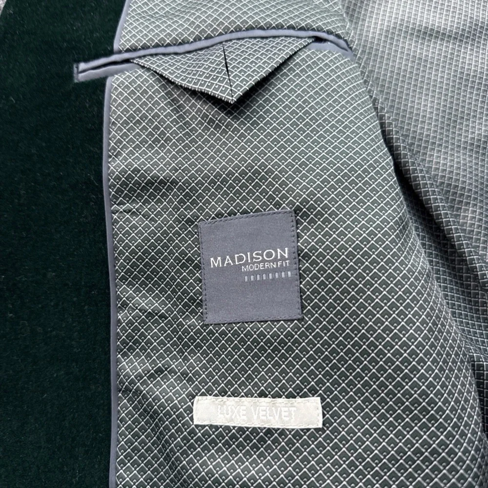 Madison modern fit